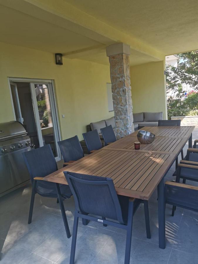 Five Bedroom House Near Sandy Beach Villa Major Medulin Exterior photo